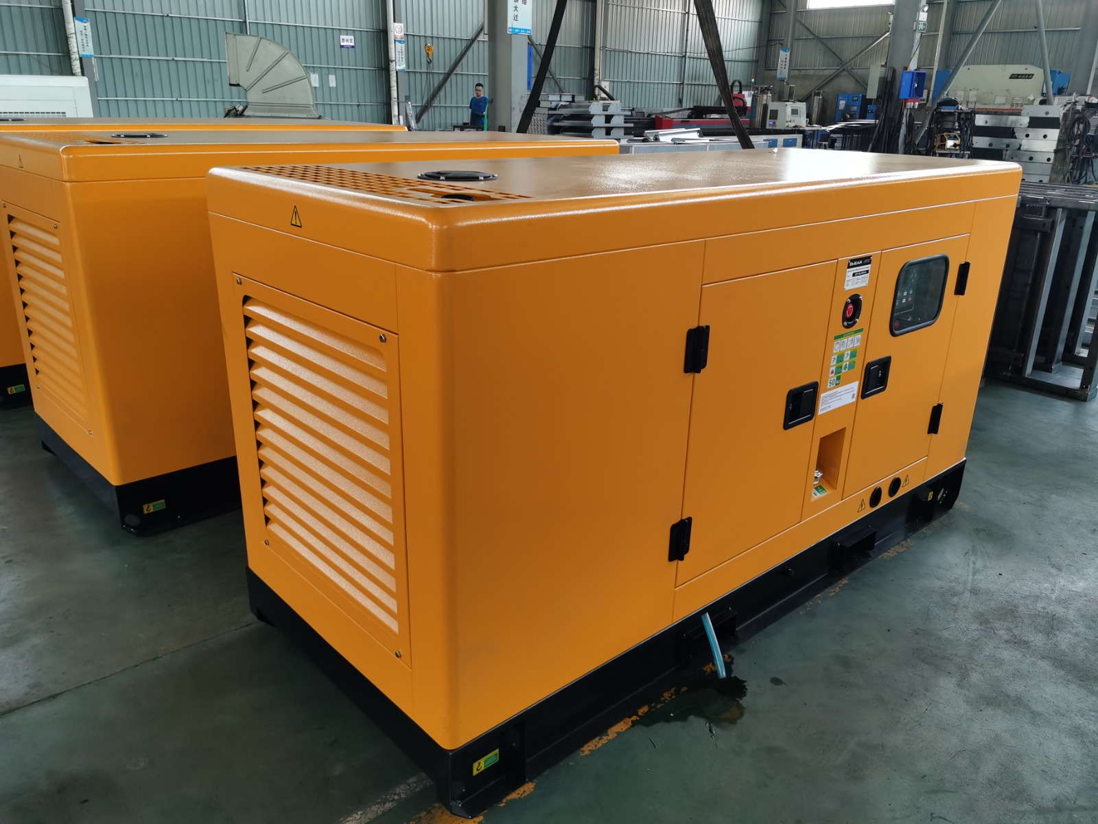 Diesel generator at 19 kW / 24 kVA or 21 kW / 26 kVA - Image 2